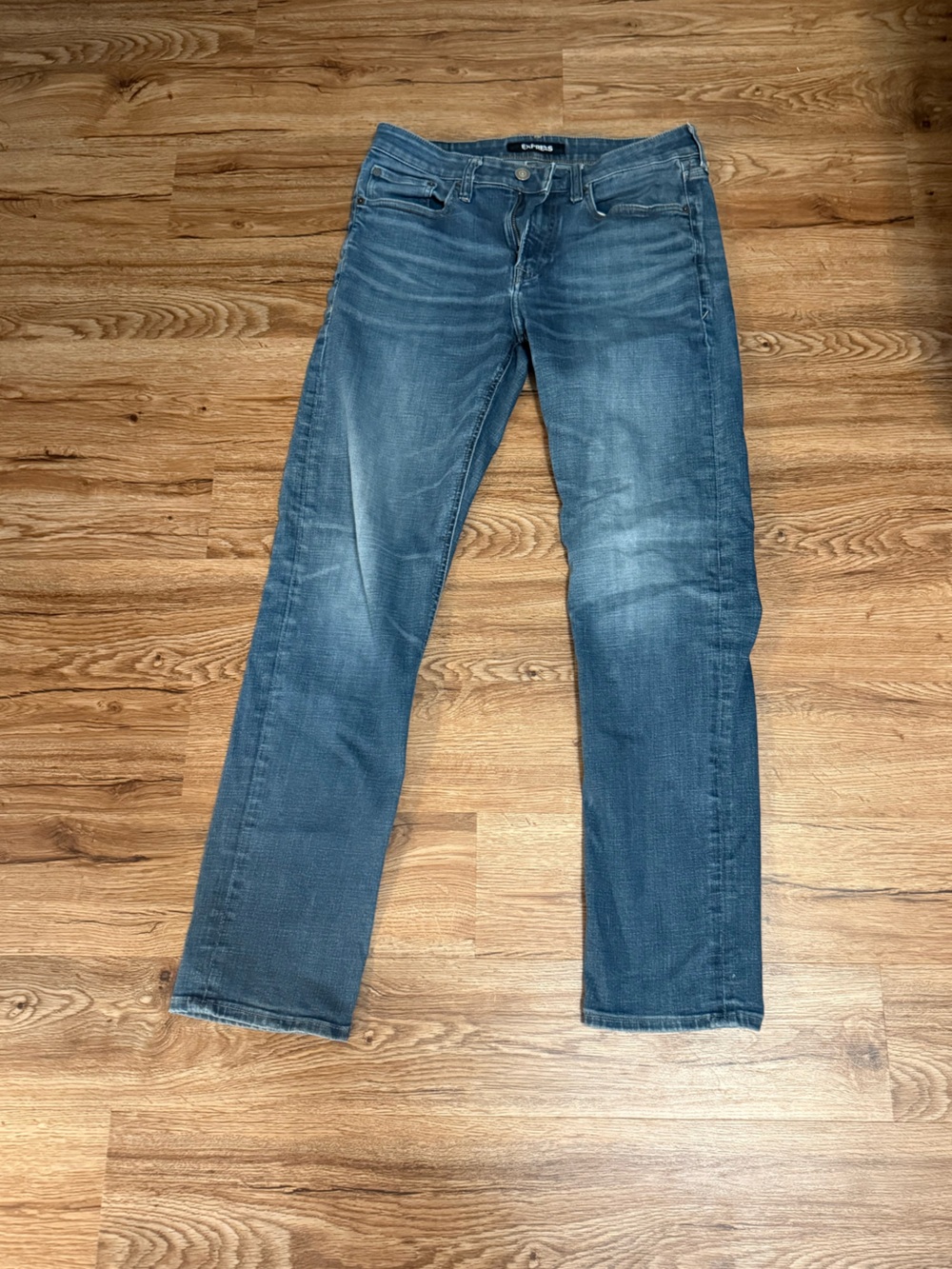 Express Men's Faded Blue Straight Jeans